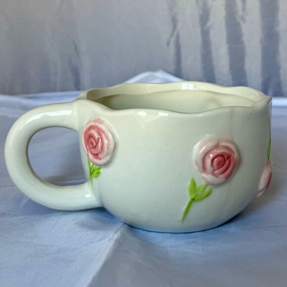 Francesca's Rose Cup Set - Rose Icon Can Glass w/ Lid & Straw & Pink Rose Mug - Picture 7 of 8